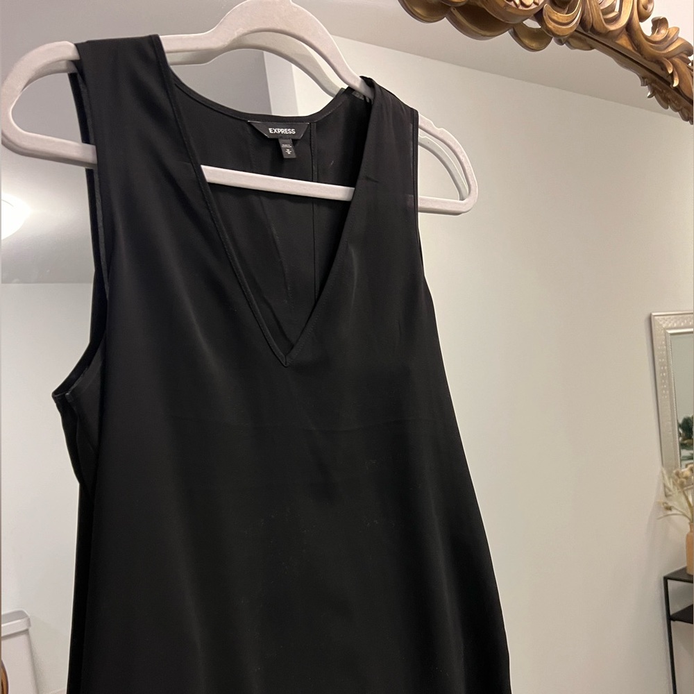 Black express tank top / open back - never worn/new
